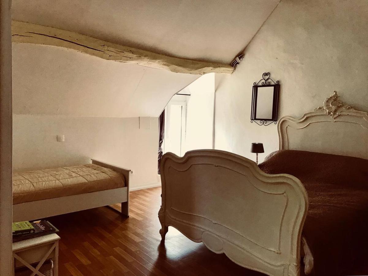 Les Gites De La Maison Lierue Thiron-Gardais Exterior foto